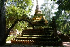 1305_Chiang-Mai_Wat-Pha-Lat-scaled