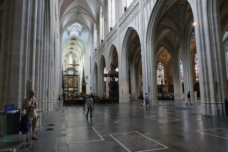 Kathedrale Hauptschiff